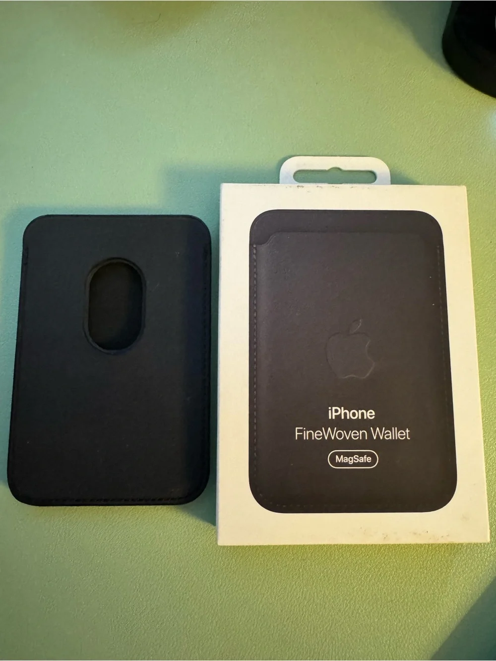 Apple FineWoven Wallet MagSafe - Navy